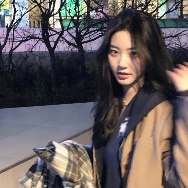 华伦·艾利斯:被俘的鬼魂